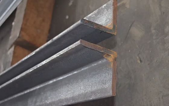 What are the classifications of steel plates (including strip steel)?