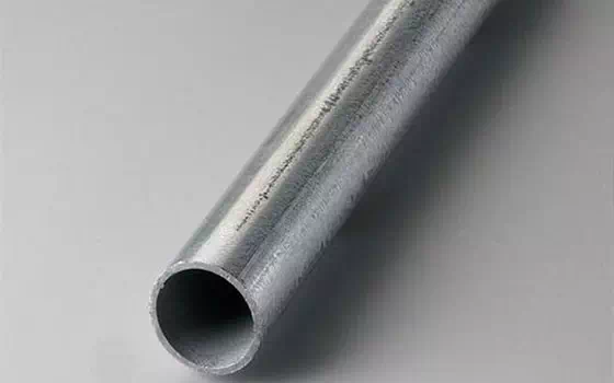 What kinds of galvanized steel pipes are there?