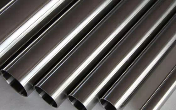 What are the types of stainless steel products?