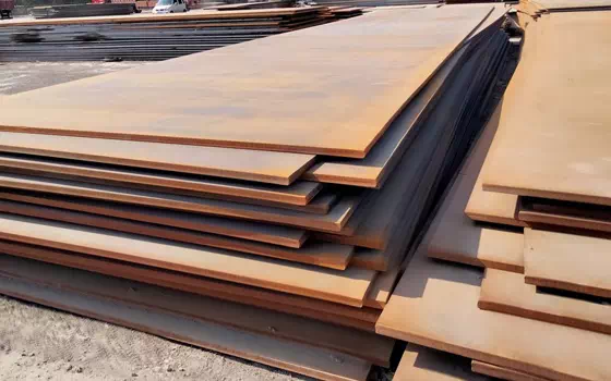 What material is Q390B steel plate? What are the features?